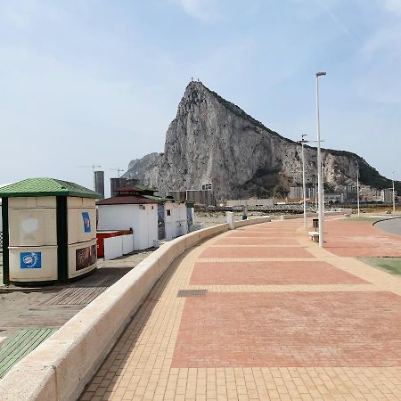 Castillo de Sabinillas Aldea Beach מראה חיצוני תמונה