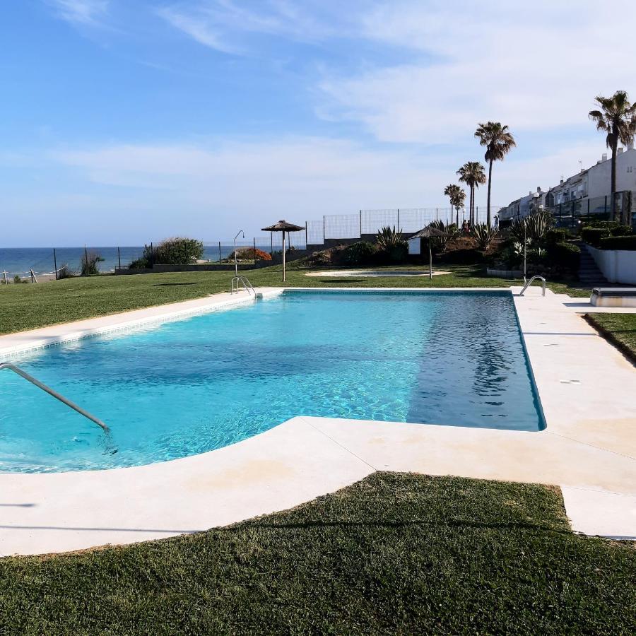 Castillo de Sabinillas Aldea Beach מראה חיצוני תמונה